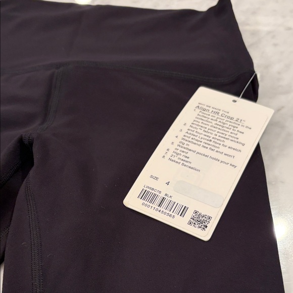 lululemon athletica Black Align HR Crop 21" - Picture 3 of 3